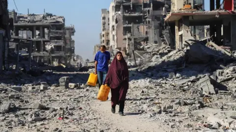 Urgent Appeal for Humanitarian Aid: UN Calls on Israel to Open Gaza Crossings