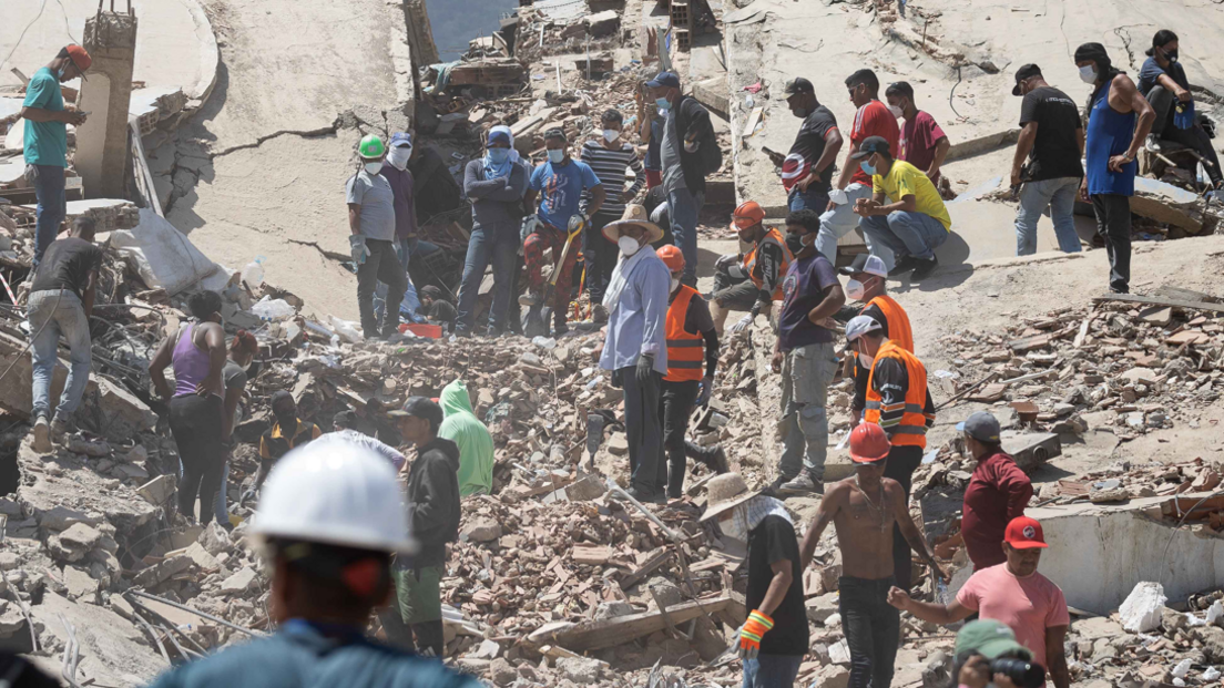 Venezuela Earthquake Aftermath: Communities Dig Out Survivors Amid Inadequate State Aid