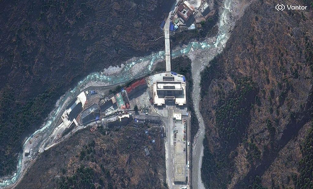 Catastrophic Flood Engulfs Remote Nepal‑China Border Town in 2026