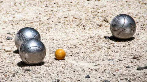 Mimizan Tragedy: 68‑Year‑Old Pétanque Player Killed by Metal Boule