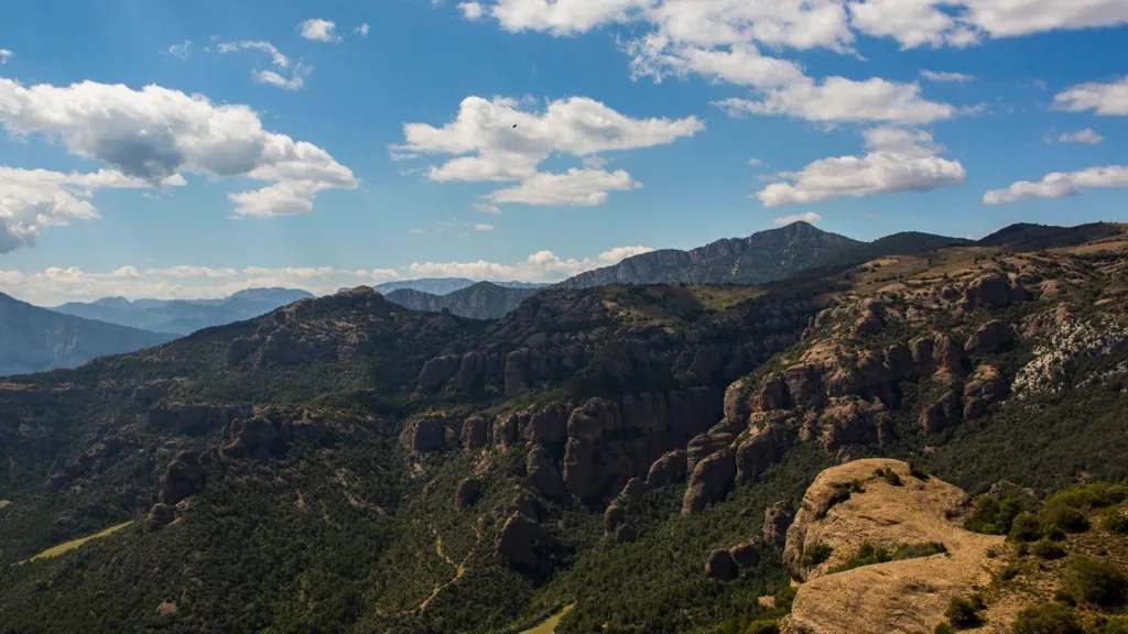 British Tourist Killed in Catalonia Paragliding Accident