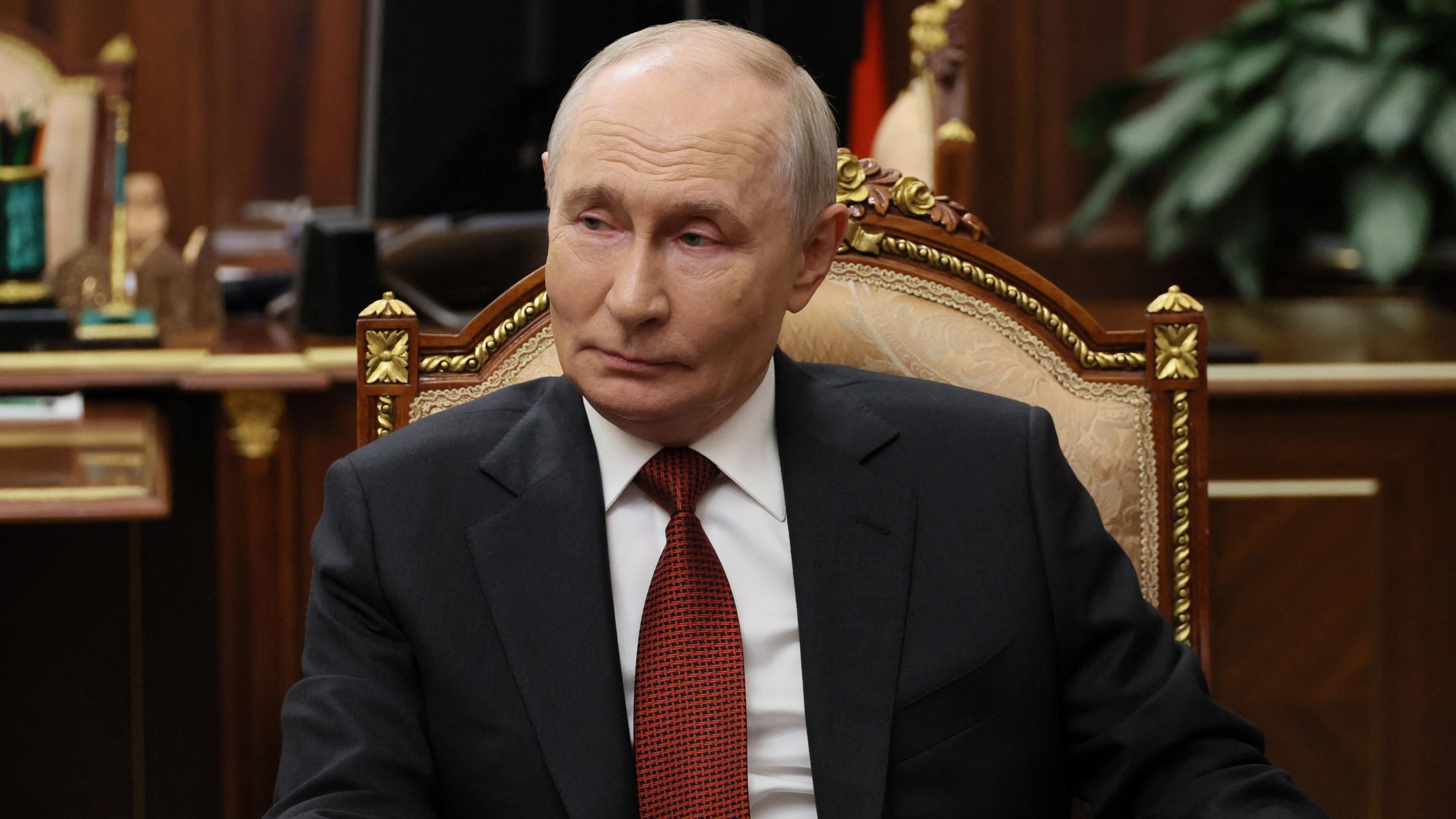 Russia Escalates Rhetoric Yet Aims to Avoid Direct NATO Clash – FluxView