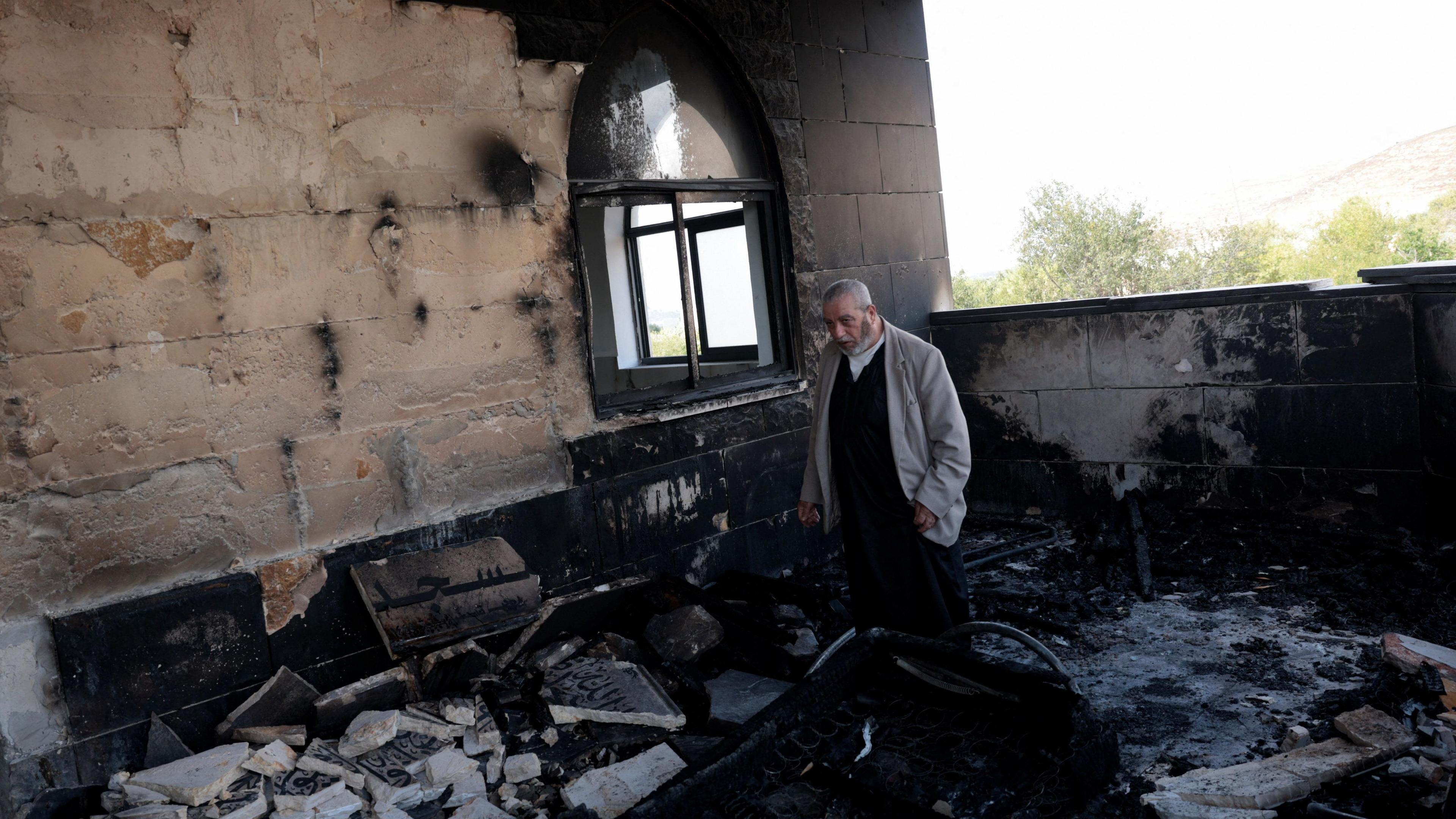 Israeli Settlers Ignite Mosques and Land in West Bank, Palestinians Report