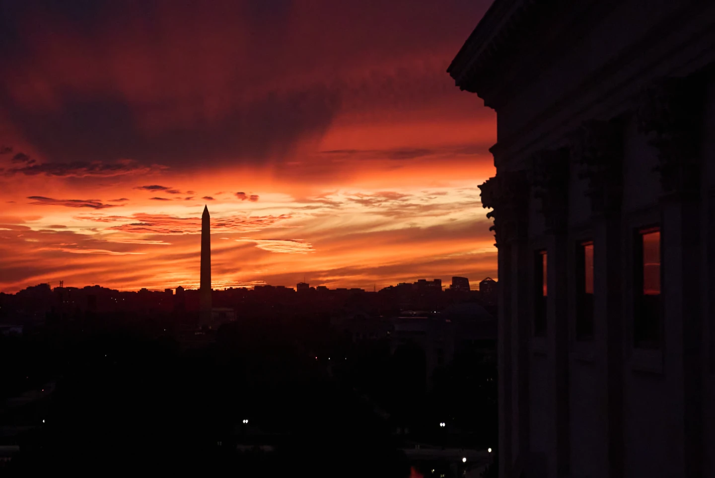US Government Faces Shutdown Amid Political Deadlock
