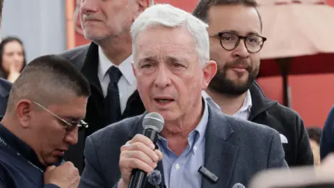 Colombian Court Overturns Former President Álvaro Uribe's Conviction