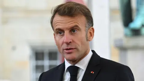Pressure Mounts on Macron to Call Early Presidential Elections Amid Political Turmoil