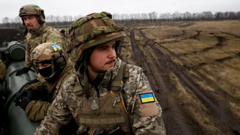 Ukrainian Soldiers' Defiant Response to US Peace Plan