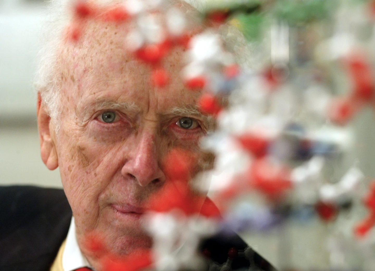 James D. Watson: Legacy of a DNA Pioneer