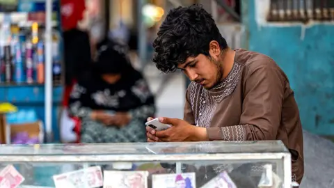 Nationwide Internet Blackout in Afghanistan Amid Taliban Restrictions