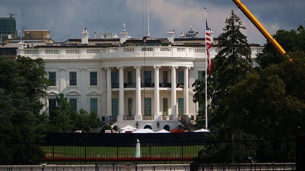 Trump Speech Insider: Ex‑White House Teleprompter Pays $172,000 for Betting on Biden’s Comments
