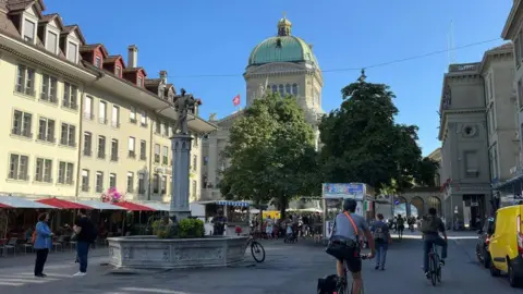 Swiss Citizens Approve Electronic Identity Card Initiative