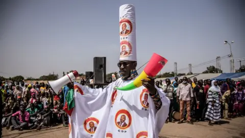 Burkina Faso Junta Implements Complete Ban on Political Parties
