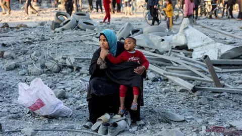 Gaza Stunned as Trump Endorses Hamas's Response to Peace Proposal