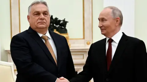 Viktor Orban's Ongoing Alliance with Putin Raises Eyebrows