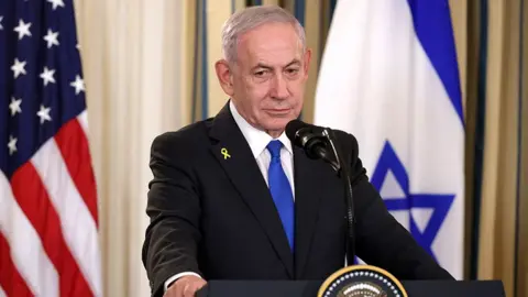 Netanyahu's Dilemma: Peace or Political Ruin?