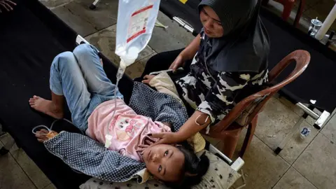 Challenges Plague Prabowo Subianto's First Year in Indonesia: Protests and Food Safety Crisis