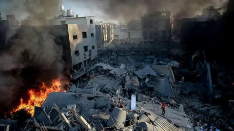Hamas Rejects Trump's Peace Proposal, Sparks Tensions in Gaza
