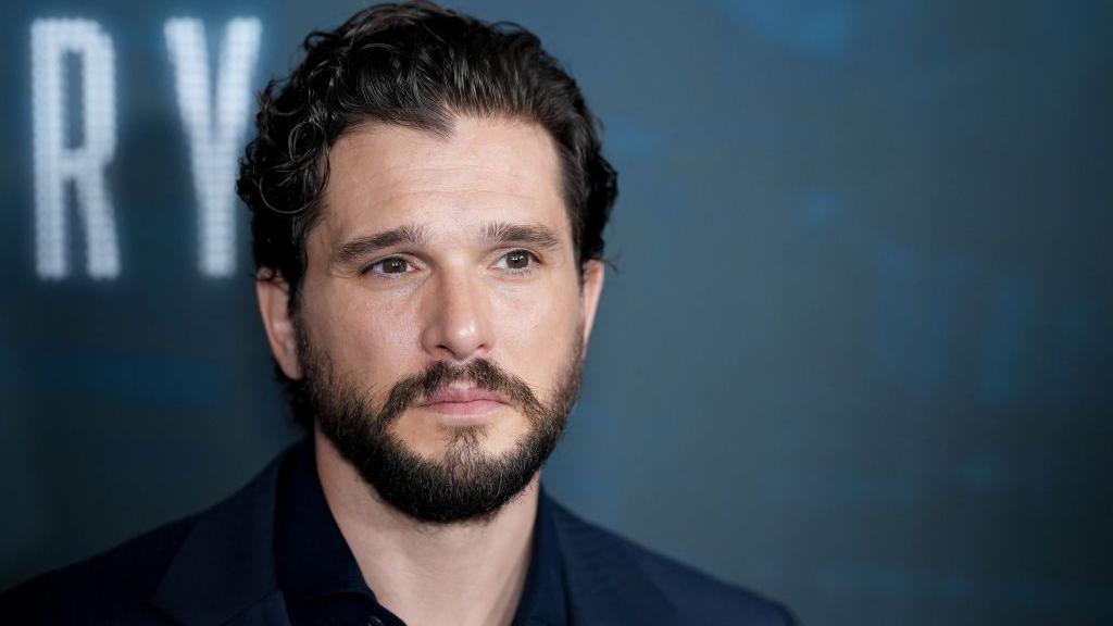 Kit Harington Steps Into the Spotlight as Gilderoy Lockhart for HBO’s New Harry Potter Series