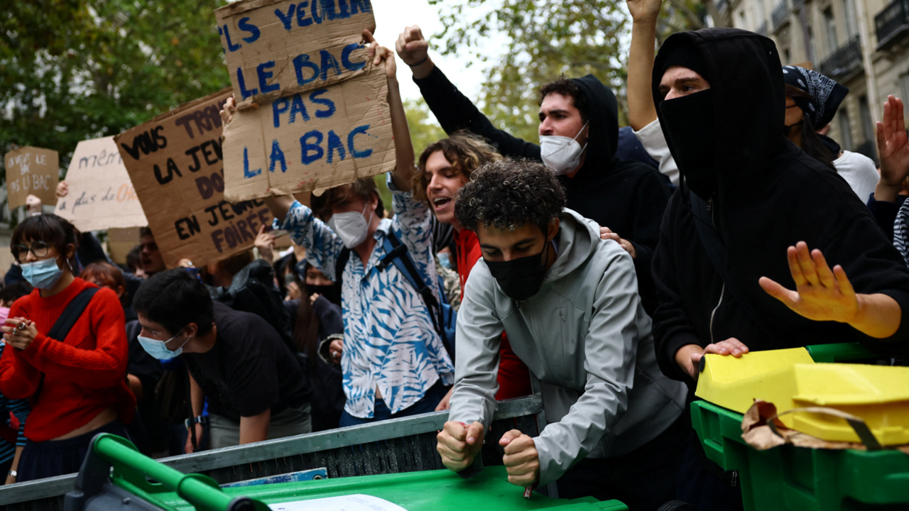 France’s School Outbreak: The Roots of a Student Uprising