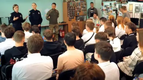 Youth Recruitment: Ukrainian Teen Saboteurs Lured by Promises of Cash