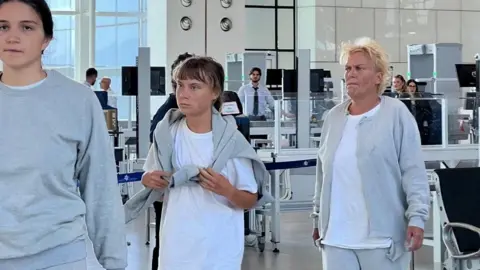 Controversial Deportation: Israel Expels Greta Thunberg and Activists from Gaza Flotilla