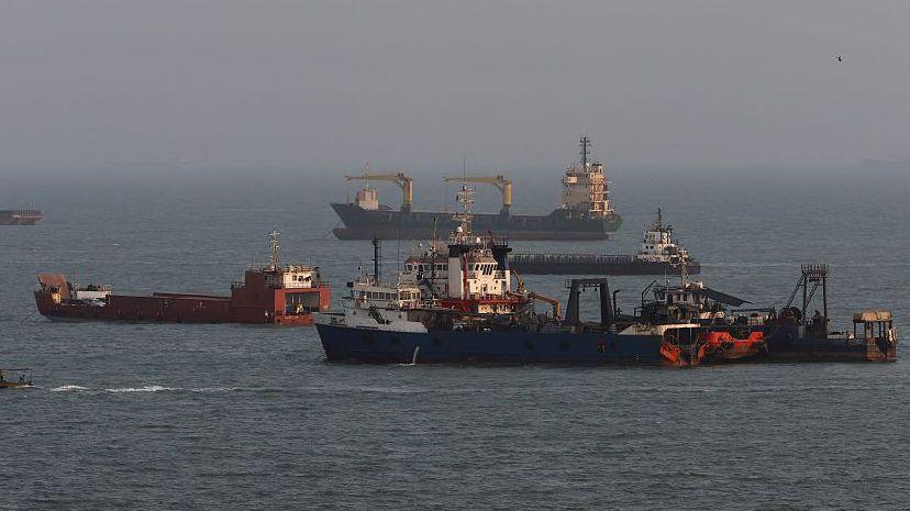 Strait Skirmish: Puerto Filipino Sailors Killed in Iranian Attack on Saudi Tanker
