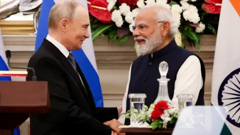 Russia Vows Consistent Fuel Supply to India Amidst Tensions with the US