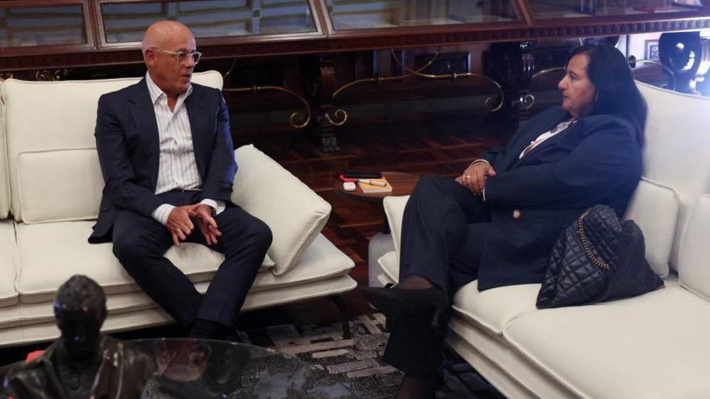 Venezuela’s Interim Administration Announces Talks with Opposition Amid Post‑Quake Reconstruction