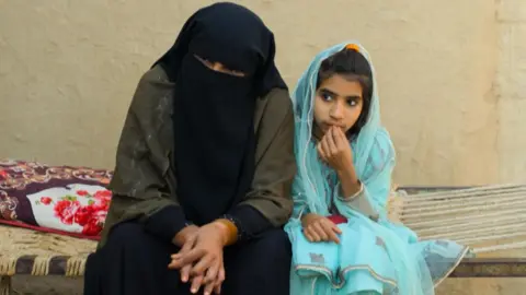 Controversial Practices at Pakistani Hospital Linked to HIV Outbreak