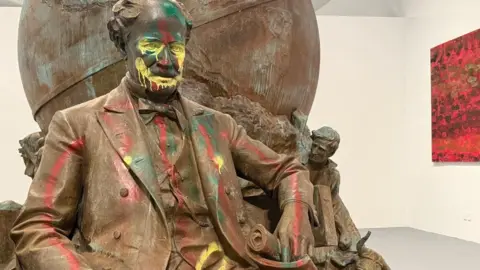 From Statues of Division to Art of Reflection: The Transformation of Confederate Monuments
