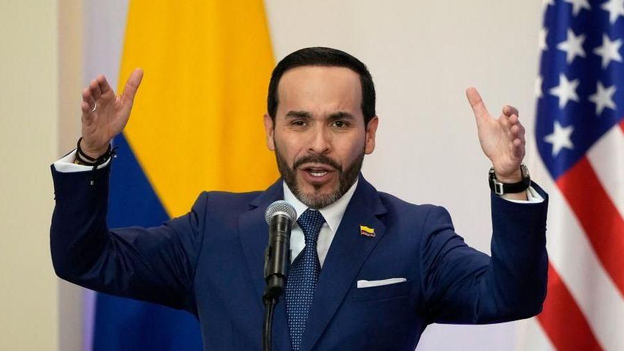 Colombian President Abolishes Decade‑Long Gun Carry Ban