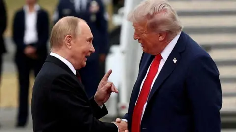 Trump to Meet Putin in Hungary for Crucial Ukraine Discussions