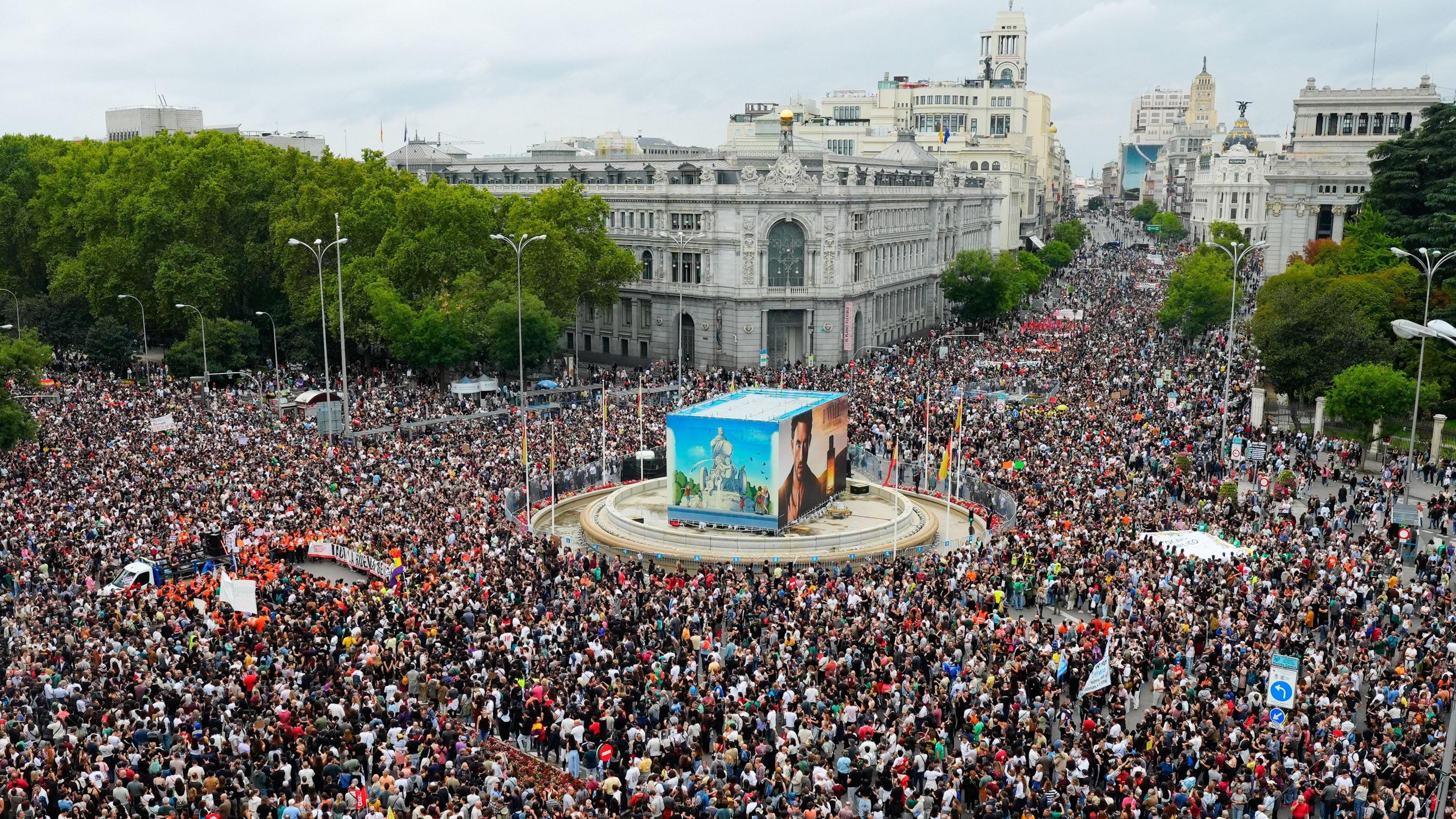 Spain's Housing Stalemate Sparks Tens of Thousands in Street Protests