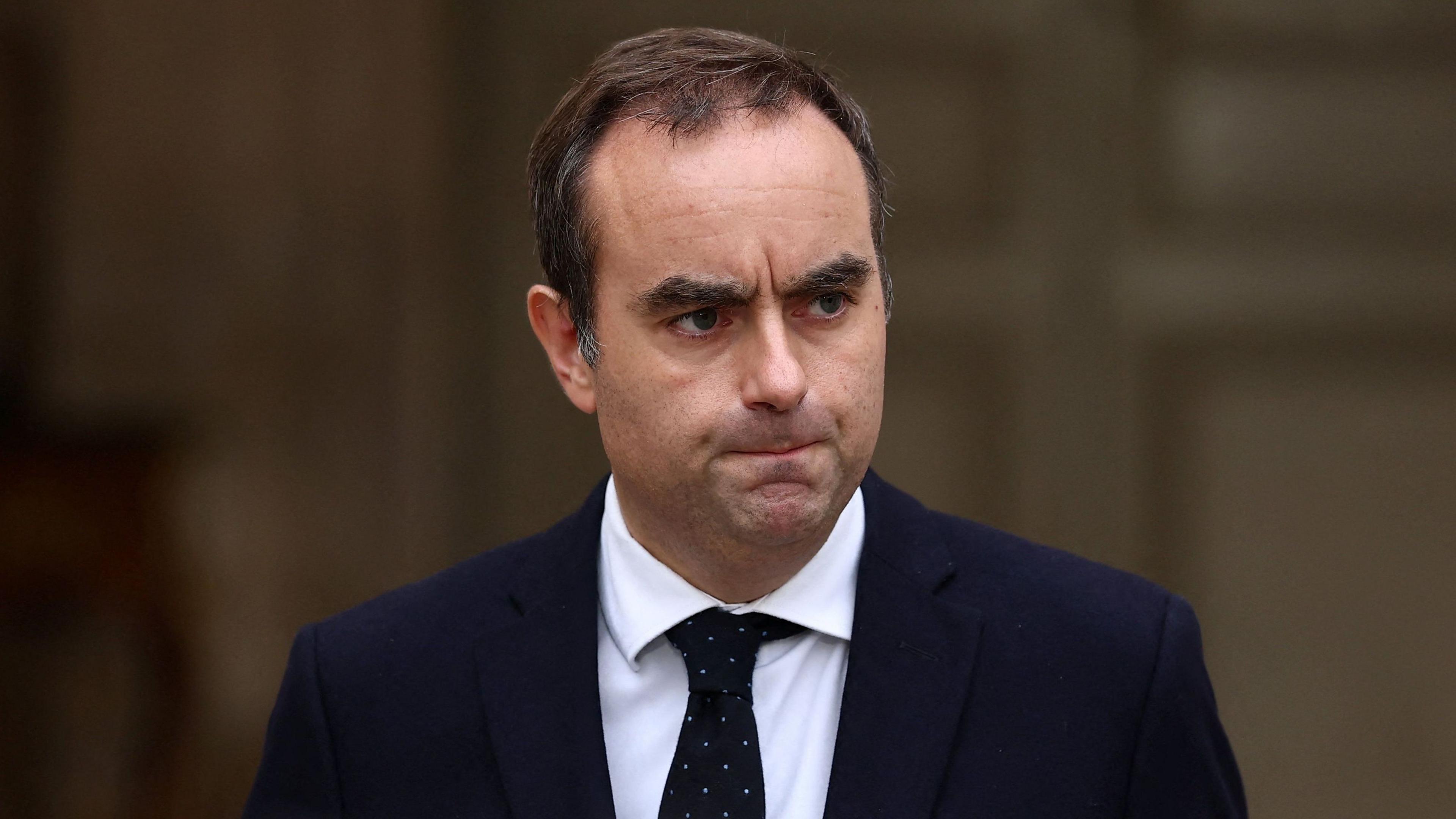 French PM Urges Calm Amid Escalating Student Blockades