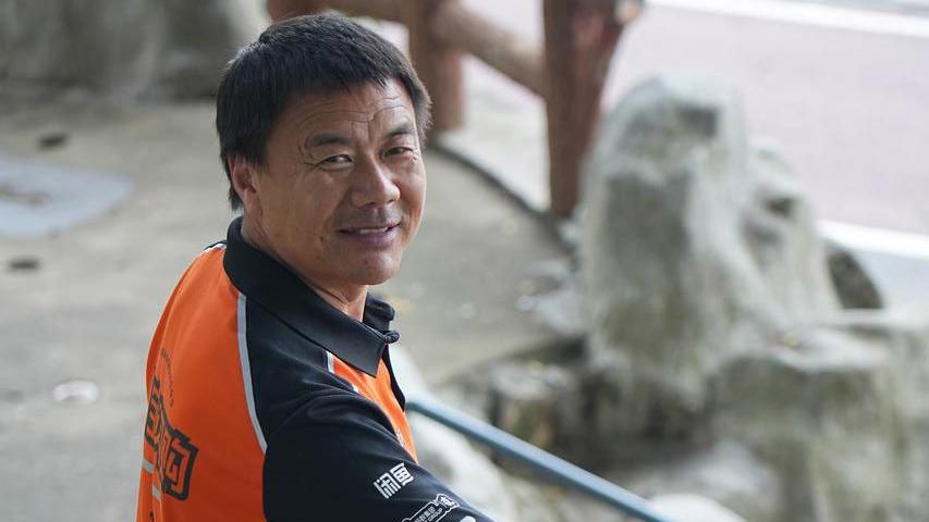 From Van to Verses: Delivery Rider Takes Home China’s Lu Xun Literary Prize