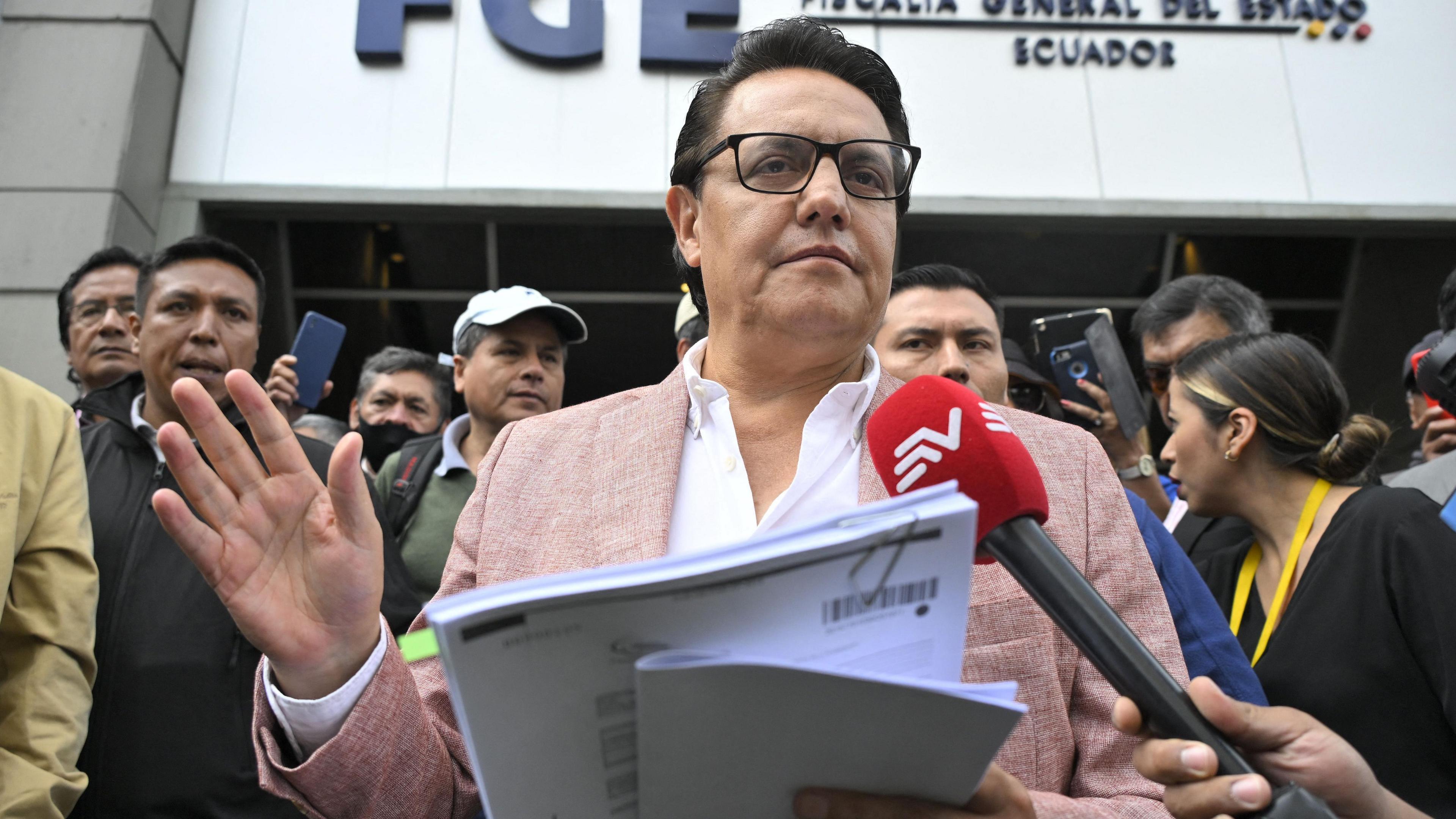 Former Interior Minister Faces Charges in Ecuador Presidential Candidate Murder