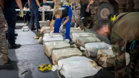 Major Cocaine Seizure: French Navy Intercepts 10 Tonnes Off West Africa