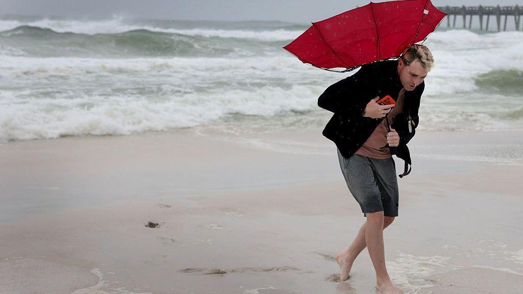 Hurricane Isaias Hits Florida, Threatens 9‑foot Storm Surge