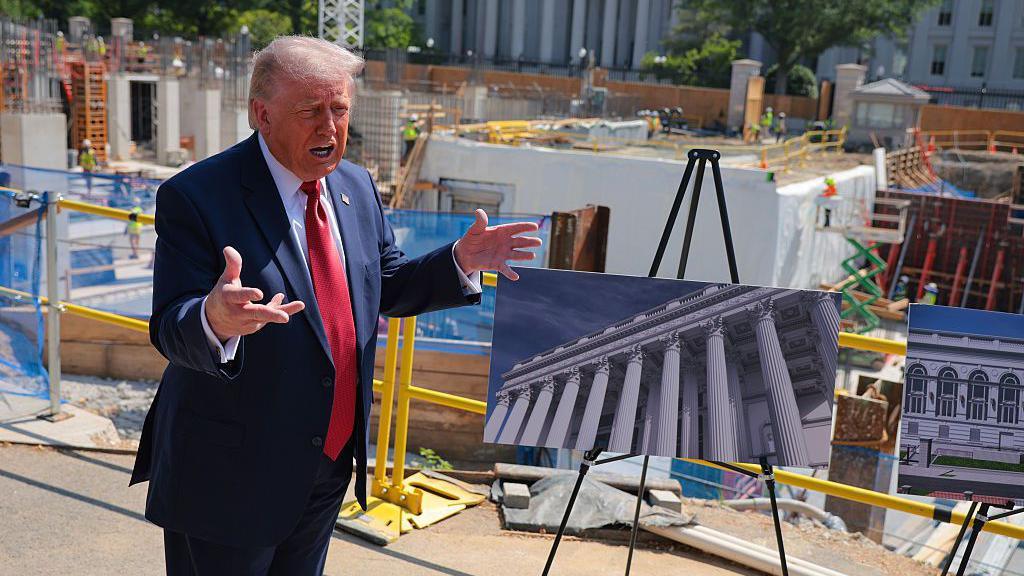 Trump Urges Supreme Court to Clear the Way for White House Ballroom