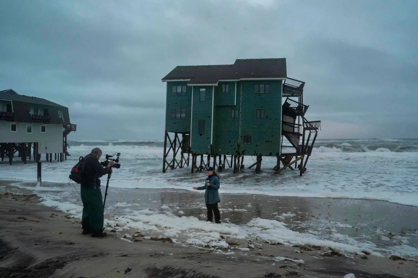 Nor’easter Hits East Coast, New Jersey Declares State of Emergency