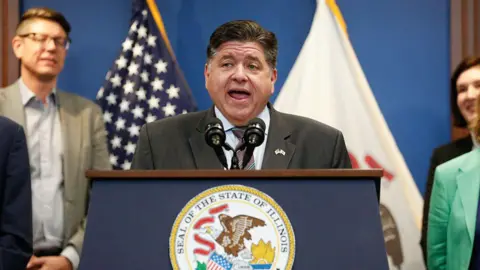 Illinois Governor Claims $1.4 Million Jackpot at Las Vegas Blackjack Table